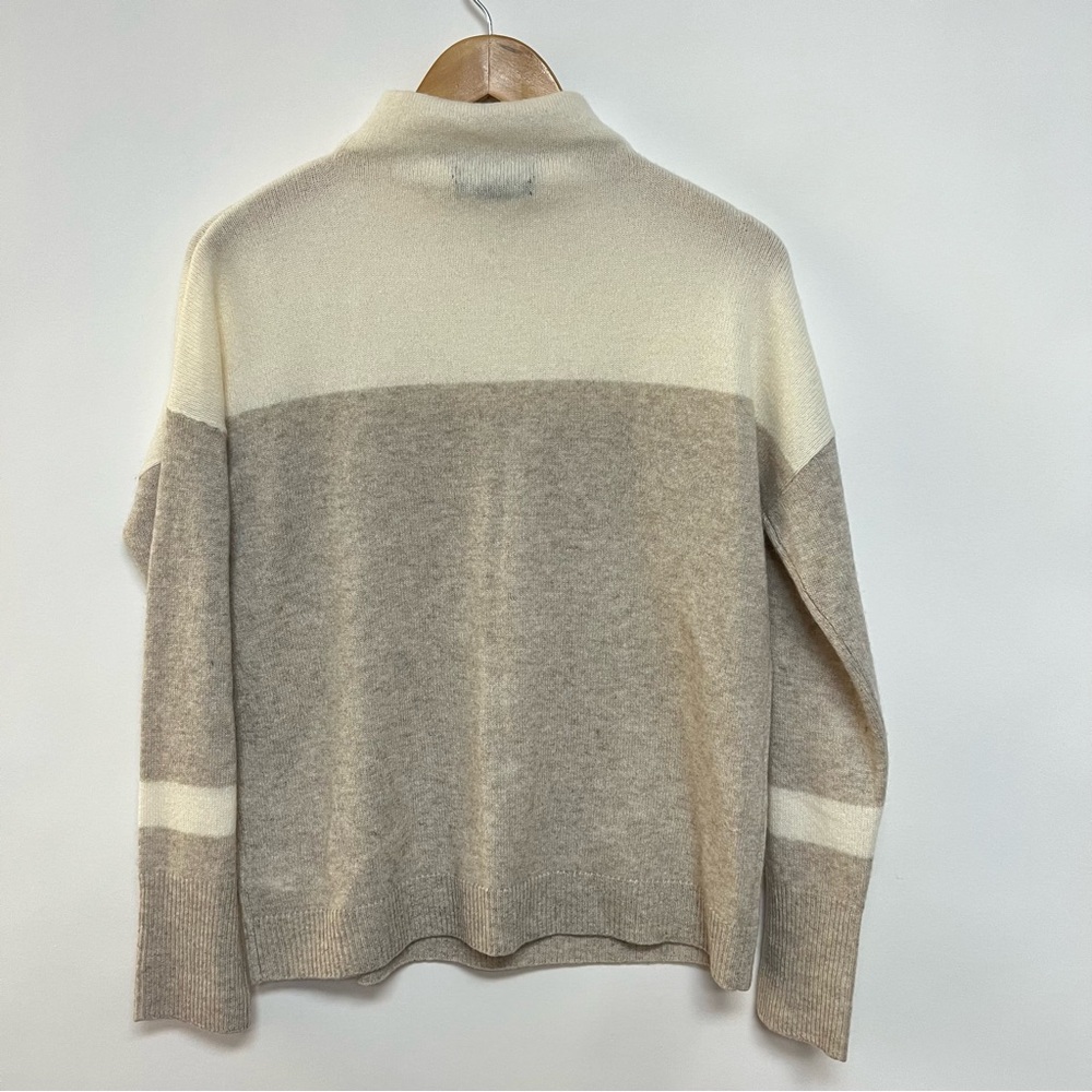 Tahari Pure Luxe 100% Cashmere Sweater Funnel Neck Ivory Cream Beige Medium $298 - Picture 6 of 6